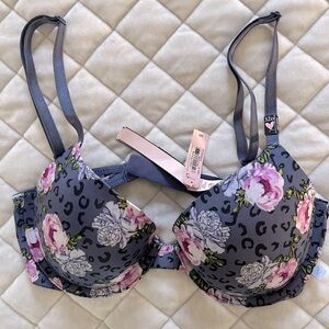 Victoria's Secret T-Shirt Bra Demi Bra 32D Underwire blue animal print floral
